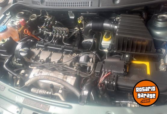 Autos - Volkswagen Voyage 2011 GNC 140000Km - En Venta