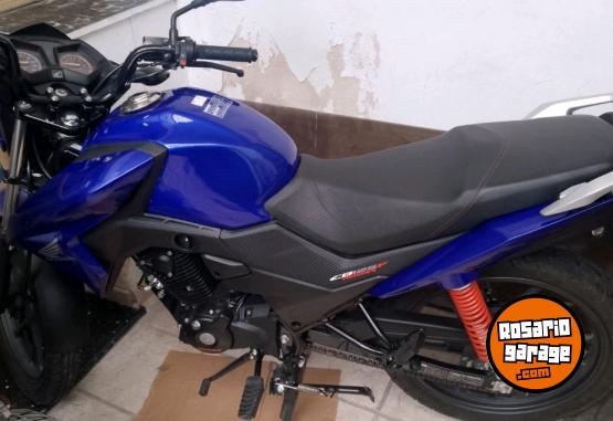 Motos - Honda 125 cb twister 2023 Nafta 7600Km - En Venta