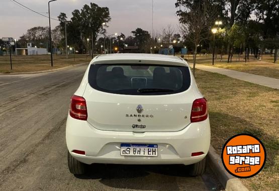 Autos - Renault Sandero Authentique 1.6 2017 Nafta 86000Km - En Venta