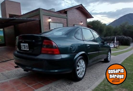 Autos - Chevrolet Vectra CD 1997 Nafta 270000Km - En Venta