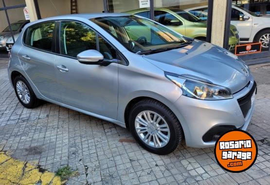 Autos - Peugeot 208 Active Pack plus 2018 Nafta 92000Km - En Venta