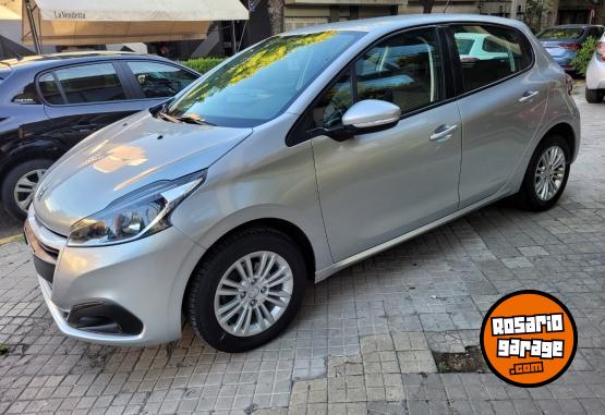 Autos - Peugeot 208 Active Pack plus 2018 Nafta 92000Km - En Venta