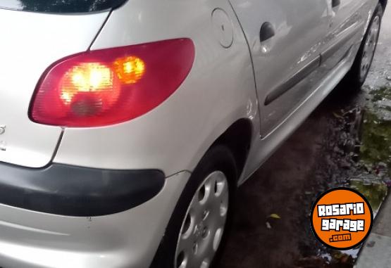 Autos - Peugeot Peugeot 206 2010 Nafta 140000Km - En Venta