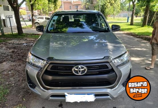 Camionetas - Toyota Hilux 2024 Diesel 2574Km - En Venta