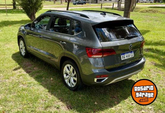 Autos - Volkswagen Taos Comfortline 2024 Nafta 25000Km - En Venta