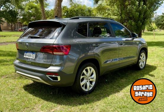Autos - Volkswagen Taos Comfortline 2024 Nafta 25000Km - En Venta