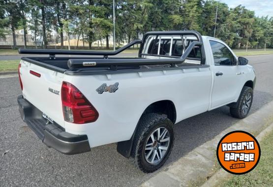 Camionetas - Toyota HILUX CABINA SIMPLE 4X4 2024 Diesel 25000Km - En Venta