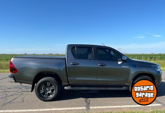 Camionetas - Toyota SRV 2021 Diesel 102000Km - En Venta