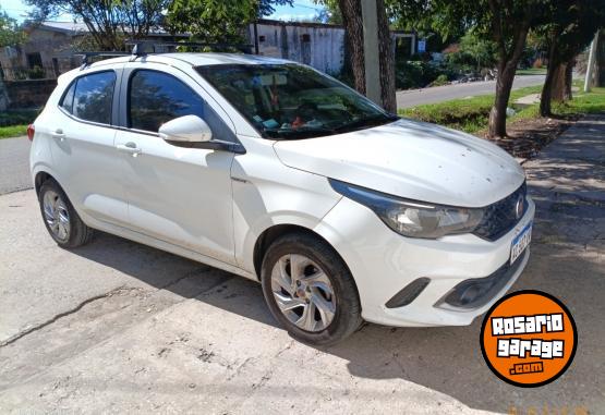 Autos - Fiat Argo Drive 2018 GNC 85000Km - En Venta