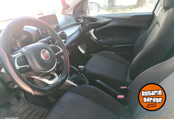 Autos - Fiat Argo Drive 2018 GNC 85000Km - En Venta