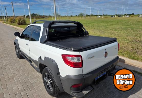 Camionetas - Fiat Strada adventure 2017 GNC 150000Km - En Venta