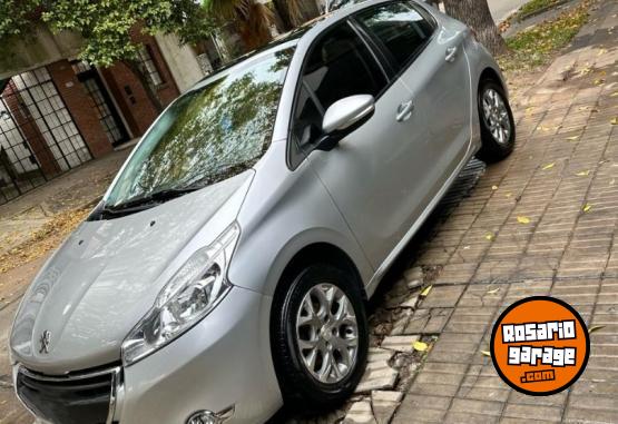 Autos - Peugeot 208 ALLURE 1.6 N TOUCH 2016 Nafta 170000Km - En Venta