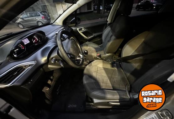 Autos - Peugeot 208 ALLURE 1.6 N TOUCH 2016 Nafta 170000Km - En Venta