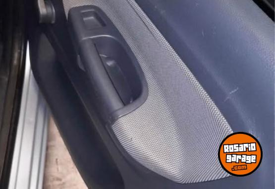 Autos - Volkswagen VOYAGE 2012 2012 Nafta 186000Km - En Venta