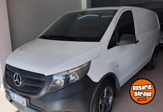 Utilitarios - Mercedes Benz VITO HDI 2017 Diesel 95000Km - En Venta