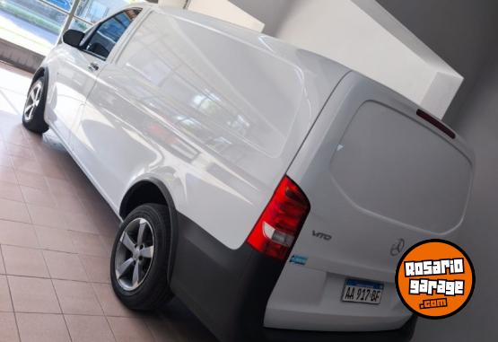 Utilitarios - Mercedes Benz VITO HDI 2017 Diesel 95000Km - En Venta