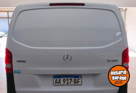 Utilitarios - Mercedes Benz VITO HDI 2017 Diesel 95000Km - En Venta