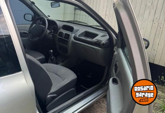 Autos - Renault Clio 2 2010 Nafta 113000Km - En Venta