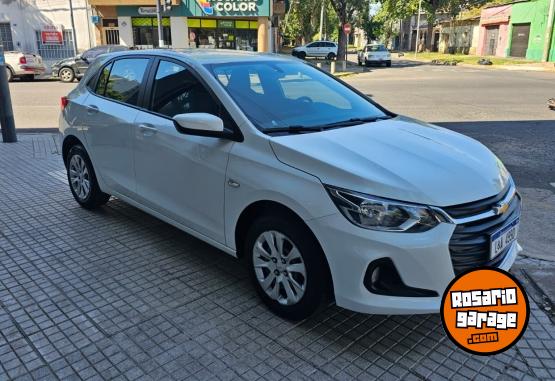 Autos - Chevrolet ONIX LT TECH ON STAR 2020 Nafta 80000Km - En Venta