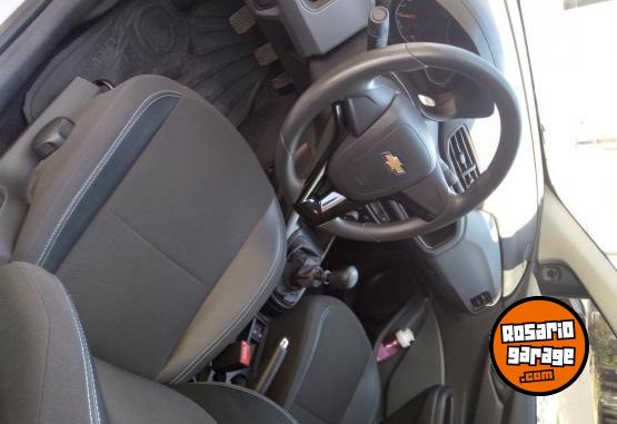 Autos - Chevrolet Onix Joy Plus 1.4 2021 Nafta 27000Km - En Venta