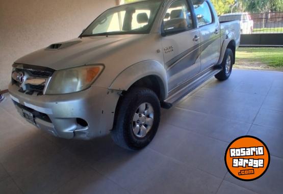 Camionetas - Toyota Hilux 2006 Diesel 406000Km - En Venta