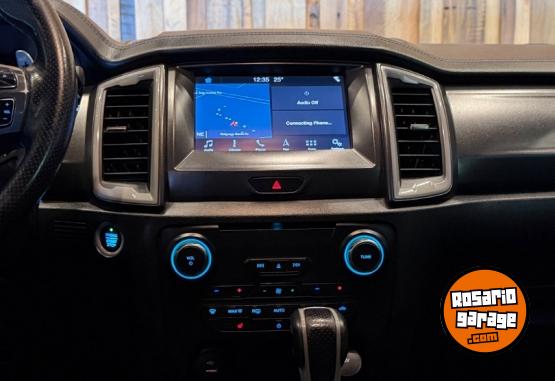 Camionetas - Ford Ranger raptor 2.0 4x4 2020 Diesel 161000Km - En Venta