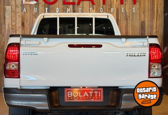 Camionetas - Toyota Toyota Hilux C/S 2.4 4X2 2024 Diesel 30000Km - En Venta