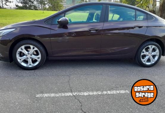 Autos - Chevrolet Cruze 1.4 Lt sedan 2021 Nafta 64900Km - En Venta