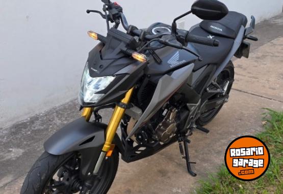 Motos - Honda Cb300 twister 2023 Nafta 9600Km - En Venta