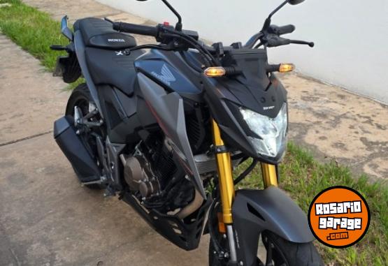 Motos - Honda Cb300 twister 2023 Nafta 9600Km - En Venta