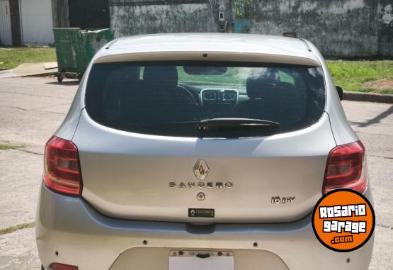 Autos - Renault Sandero 2016 Nafta 95500Km - En Venta
