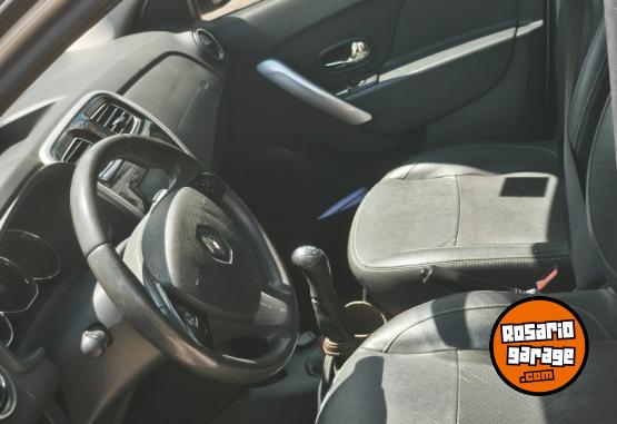 Autos - Renault Sandero 2016 Nafta 95500Km - En Venta