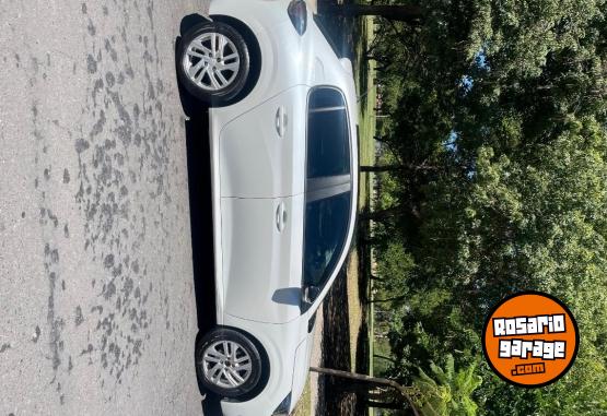 Autos - Peugeot 208 2023 Nafta 39000Km - En Venta