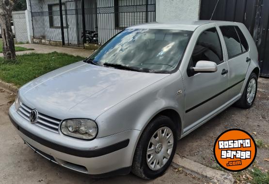 Autos - Volkswagen Golf 2005 Nafta 248000Km - En Venta