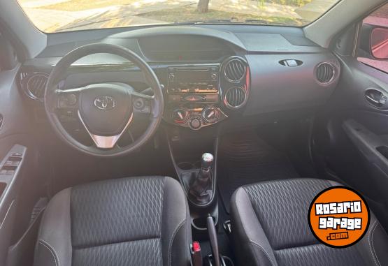 Autos - Toyota ETIOS XS 1.5 4P 2017 Nafta 110000Km - En Venta