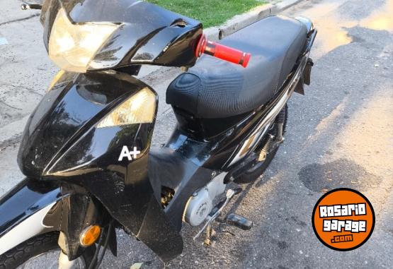 Motos - Mondial Max 2021 Nafta 15000Km - En Venta