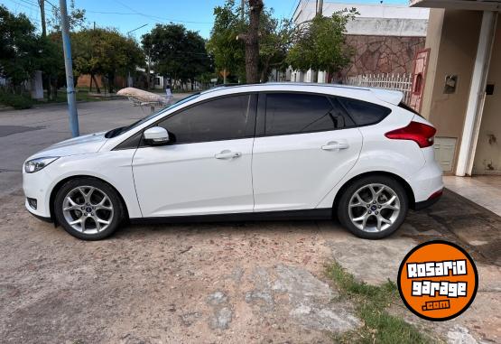 Autos - Ford Focus III SE PLUS 2018 Nafta 92000Km - En Venta
