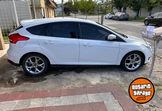 Autos - Ford Focus III SE PLUS 2018 Nafta 92000Km - En Venta