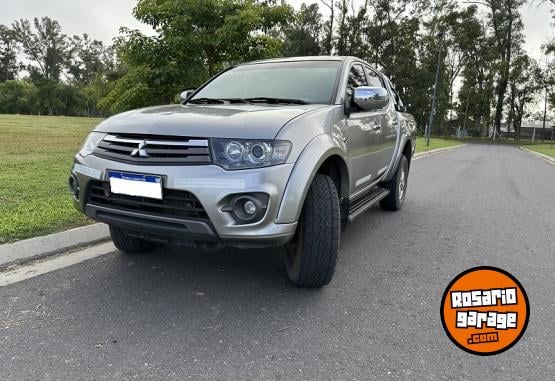 Camionetas - Mitsubishi L200 Triton 4X4 AT 2016 Diesel 95000Km - En Venta