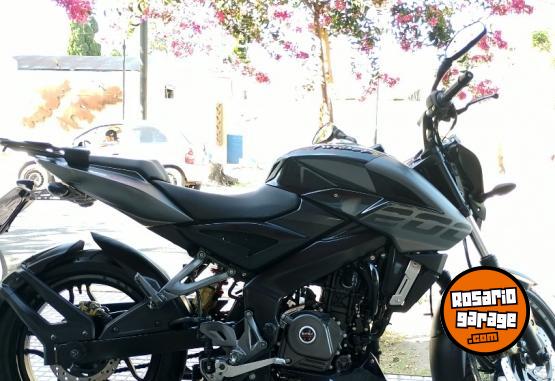 Motos - Bajaj Rouser 2021 Nafta 5000Km - En Venta