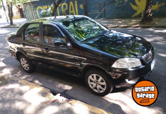 Autos - Fiat Siena EL 2016 GNC 327000Km - En Venta