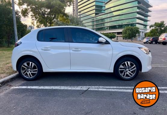 Autos - Peugeot 208 allure tiptronic 2022 Nafta 30000Km - En Venta