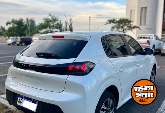 Autos - Peugeot 208 allure tiptronic 2022 Nafta 30000Km - En Venta