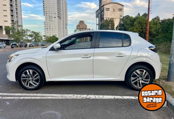 Autos - Peugeot 208 allure tiptronic 2022 Nafta 30000Km - En Venta