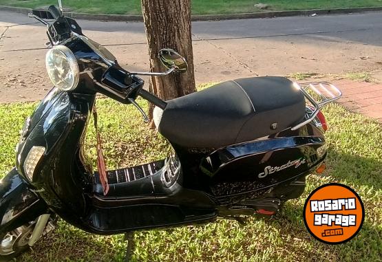 Motos - Motomel Strato 150cc 2014 Nafta 111111Km - En Venta