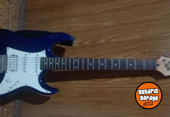 Instrumentos Musicales - 2 guitarras eléctricas - En Venta