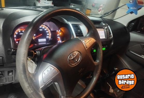 Camionetas - Toyota Hilux 2014 Diesel 300000Km - En Venta
