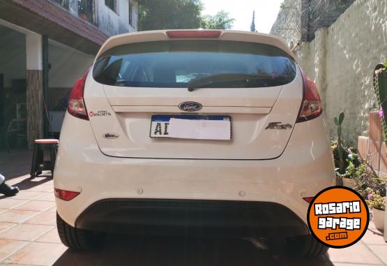 Autos - Ford Fiesta Kinetic plus 2018 Nafta 59000Km - En Venta