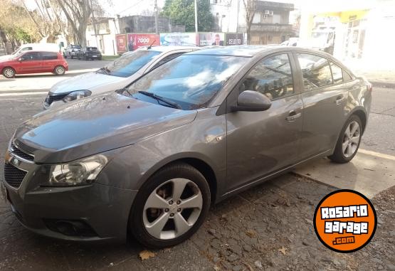 Autos - Chevrolet CRUZE LTZ 1.8 NAFTA 4 PUE 2011 Nafta 101000Km - En Venta
