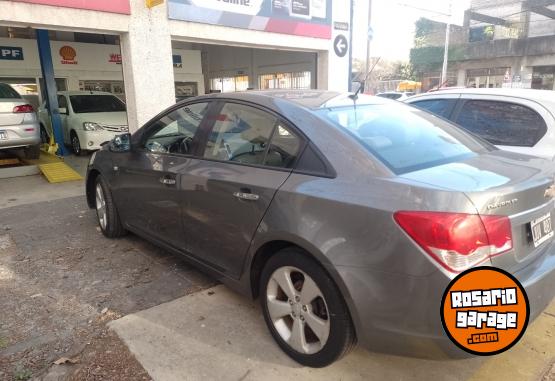 Autos - Chevrolet CRUZE LTZ 1.8 NAFTA 4 PUE 2011 Nafta 101000Km - En Venta